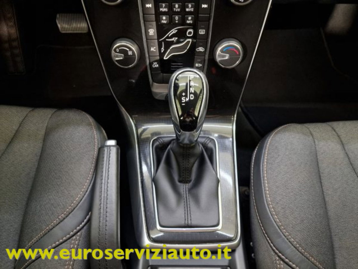 Volvo V40 Cross Country D2 Geartronic Business N1 (20)