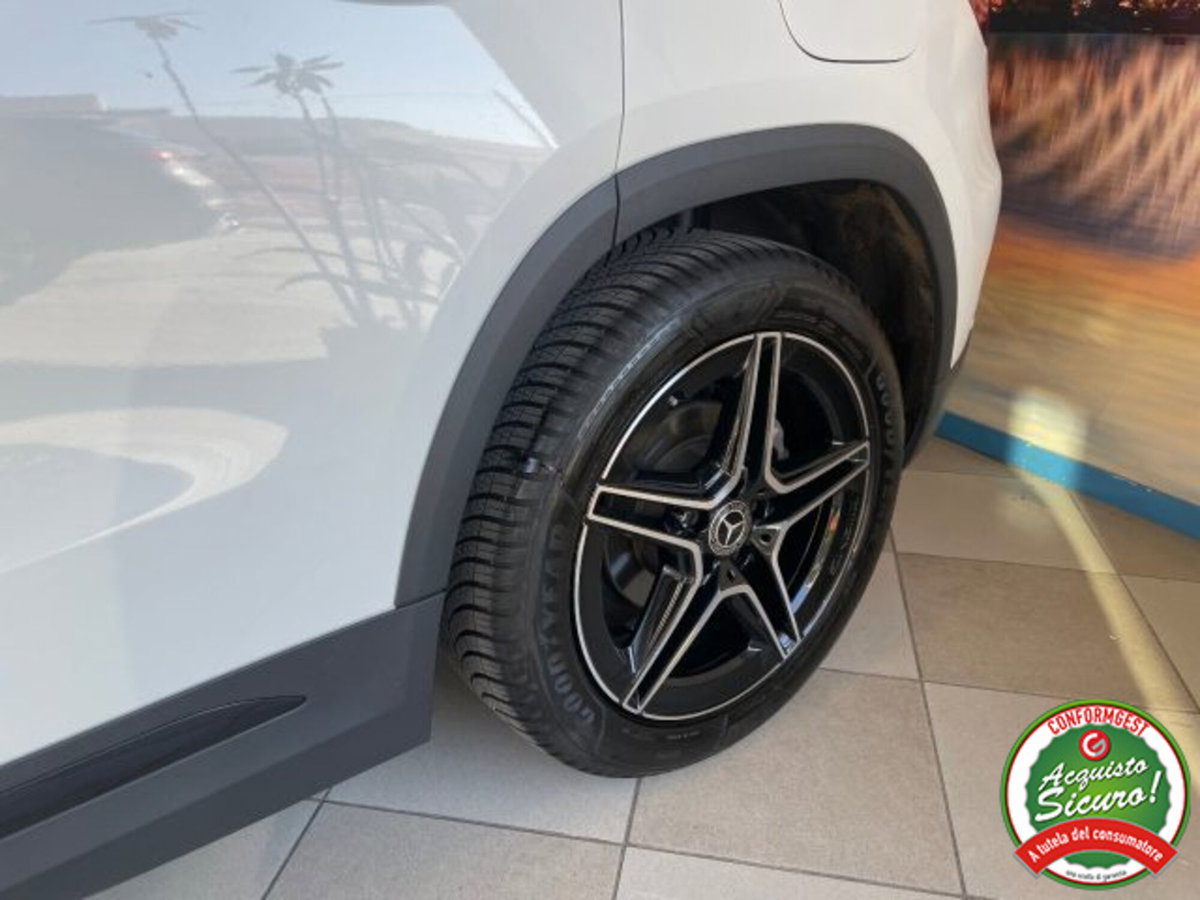 Mercedes-Benz GLA SUV 200 d AMG Line Premium Plus 4matic auto (18)