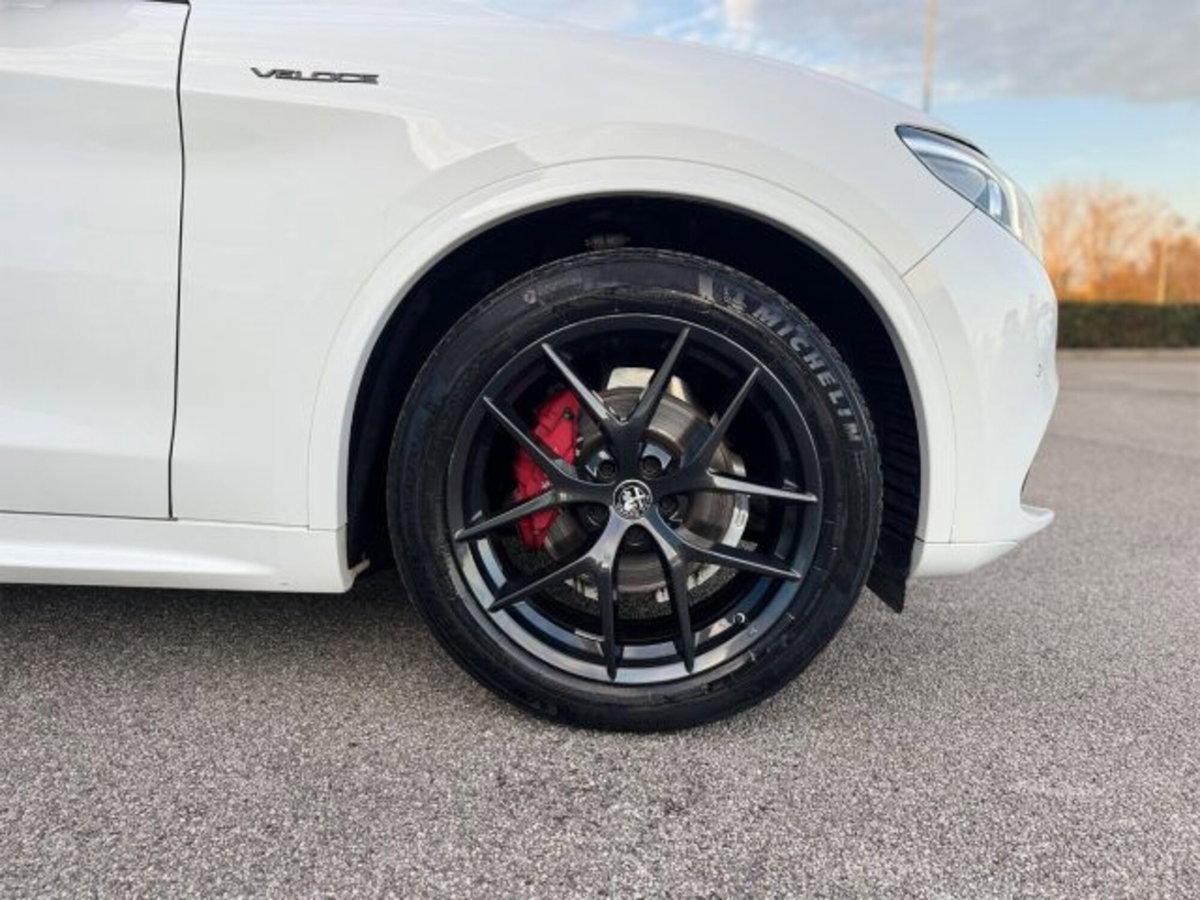 Alfa Romeo Stelvio Stelvio 2.2 Turbodiesel 210 CV AT8 Q4 Veloce (6)