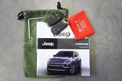 Jeep Compass 1.3 T4 190CV PHEV AT6 4xe Limited (18)