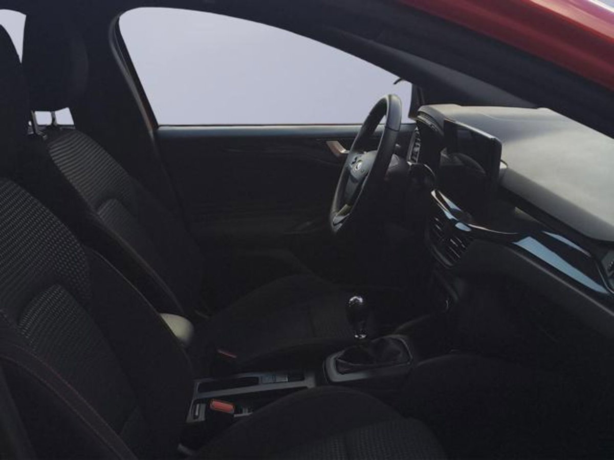 Ford Focus 1.0 EcoBoost Hybrid 125 CV Power. 5p. ST-Line Style (14)