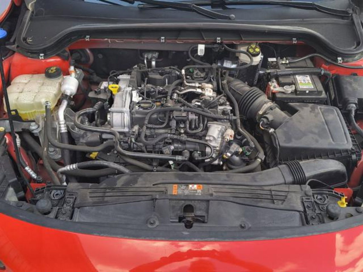 Ford Focus 1.0 EcoBoost Hybrid 125 CV Power. 5p. ST-Line Style (18)
