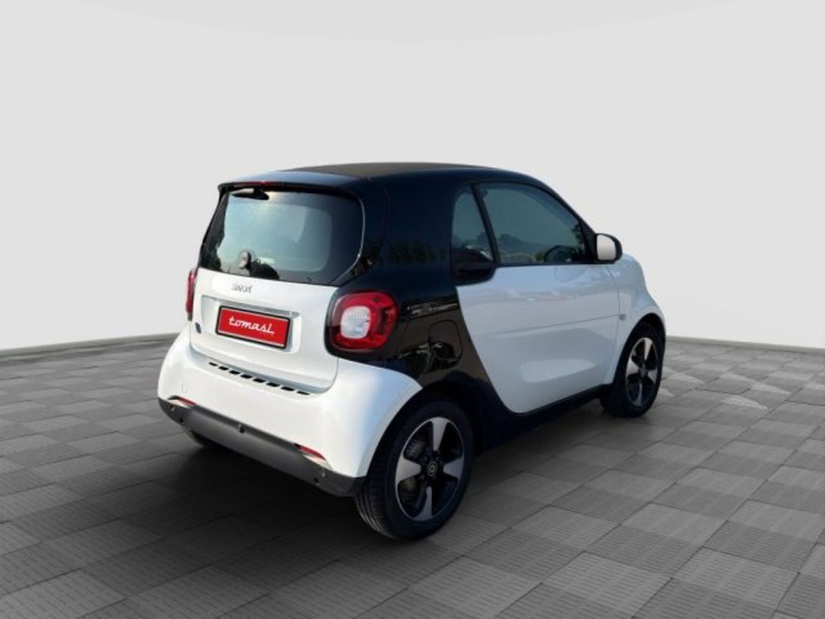 smart Fortwo EQ Passion Nightsky (5)
