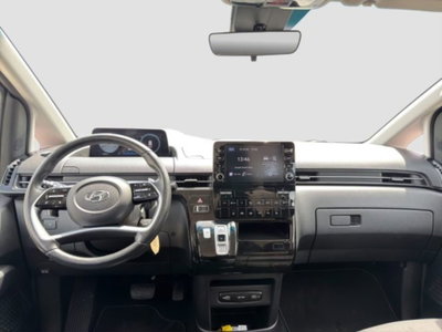 Hyundai Staria 2.2 awd auto (13)