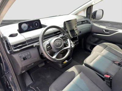 Hyundai Staria 2.2 awd auto (9)