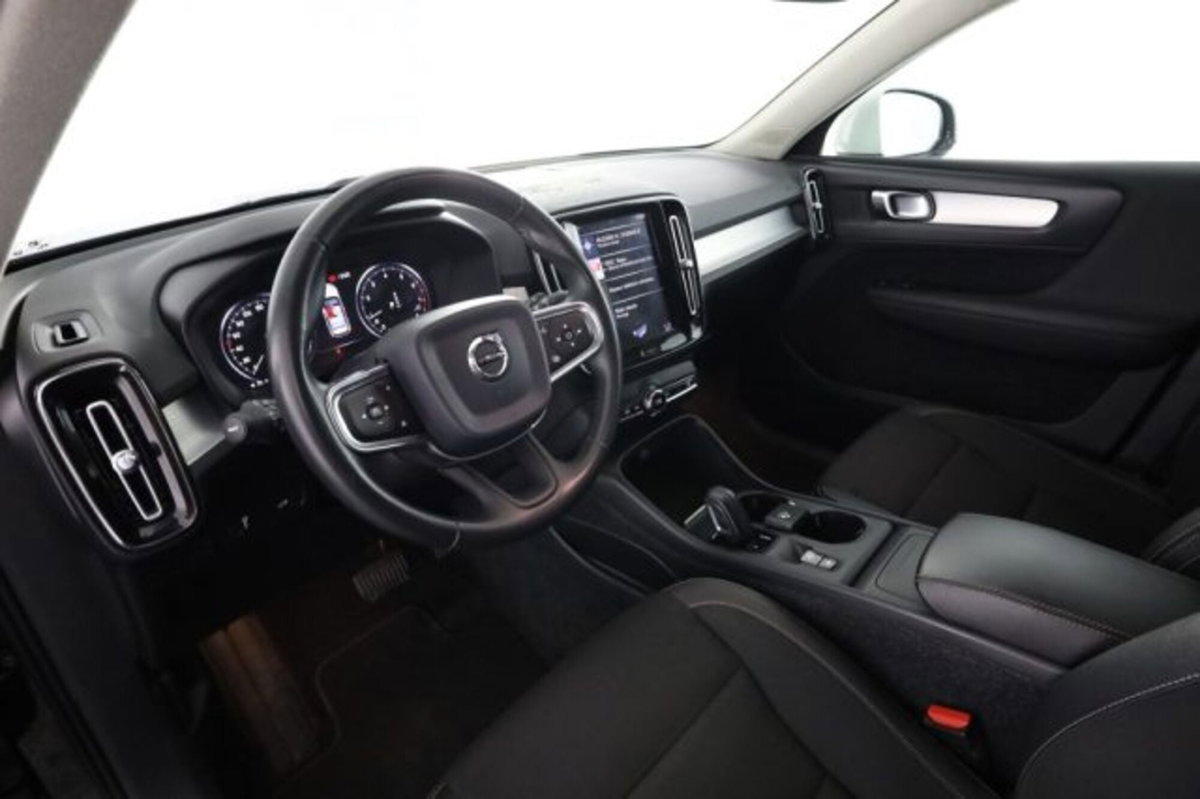 Volvo XC40 T4 AWD Geartronic Momentum