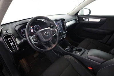 Volvo XC40 T4 AWD Geartronic Momentum usata