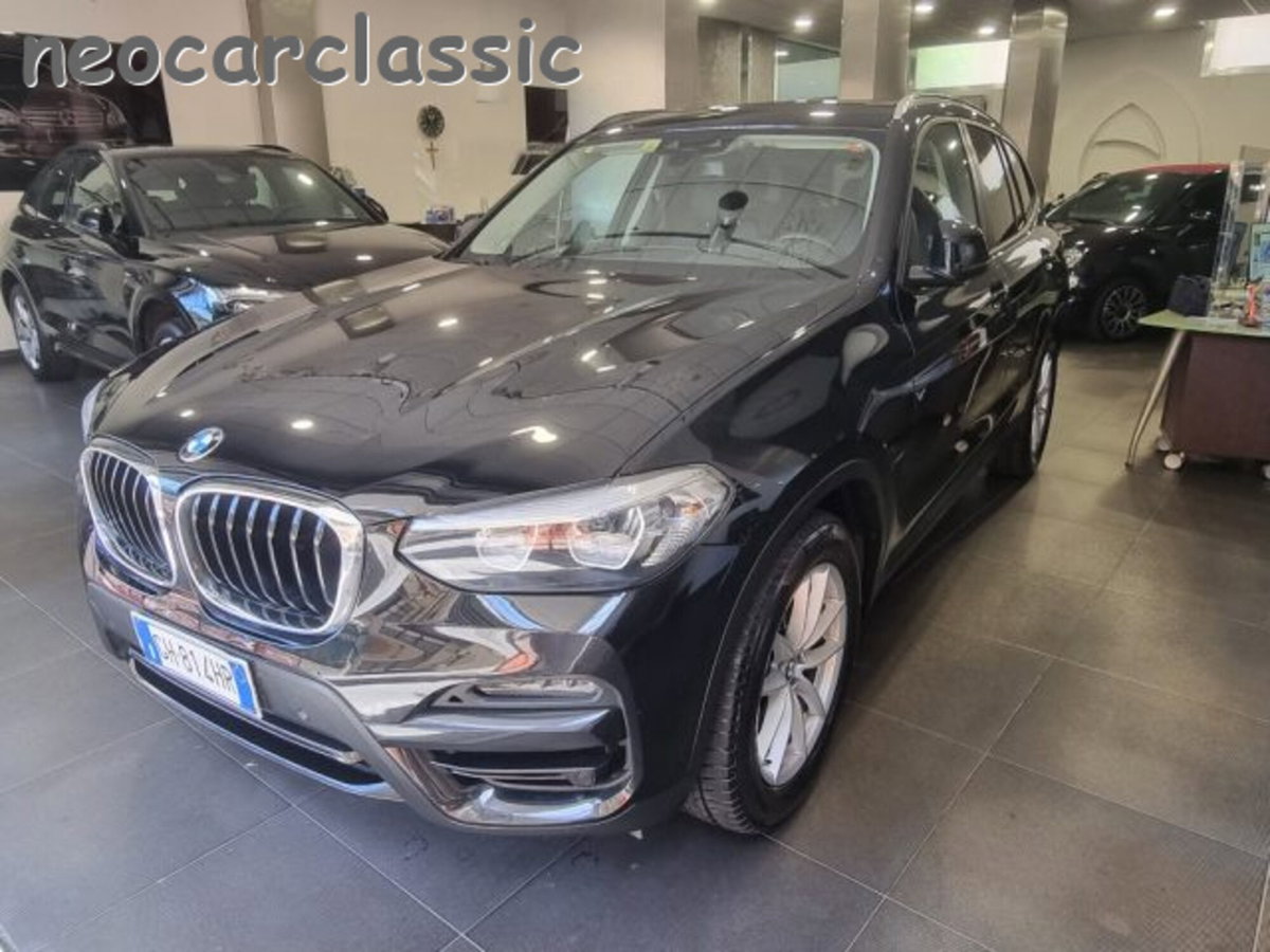 BMW X3 xDrive20d 48V Business Advantage (2)