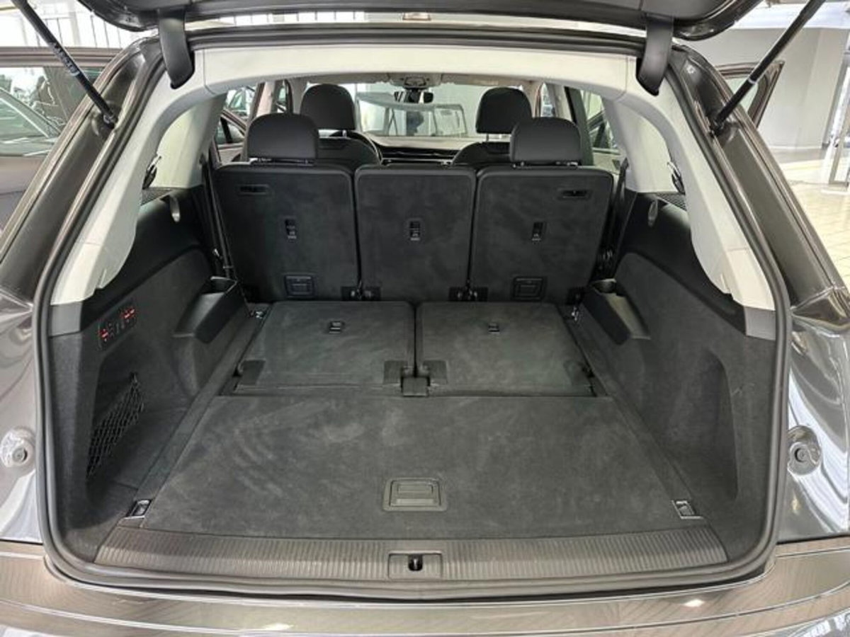 Audi Q7 50 TDI quattro tiptronic Business (15)
