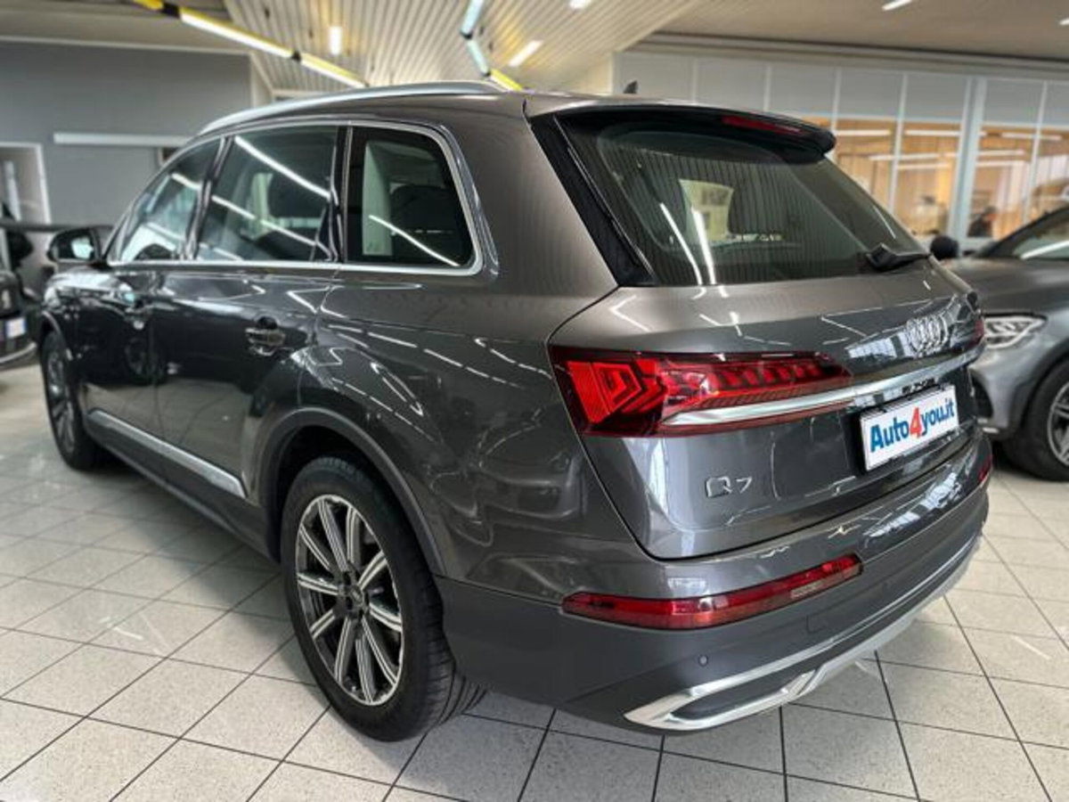Audi Q7 50 TDI quattro tiptronic Business (4)