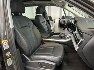 Audi Q7 50 TDI quattro tiptronic Business (9)