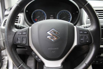 Suzuki S-Cross 1.6 DDiS 4WD All Grip Style (10)