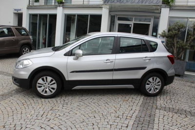 Suzuki S-Cross 1.6 DDiS 4WD All Grip Style (2)