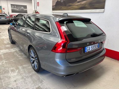 Volvo V90 T8 Recharge AWD Plug-in Hybrid R-design (4)