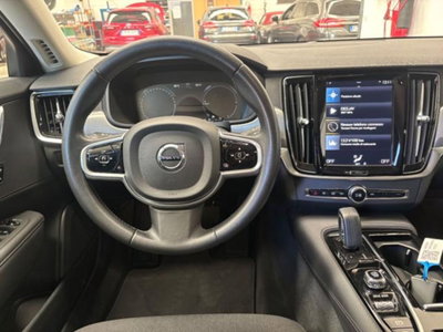 Volvo V90 T8 Recharge AWD Plug-in Hybrid R-design (9)