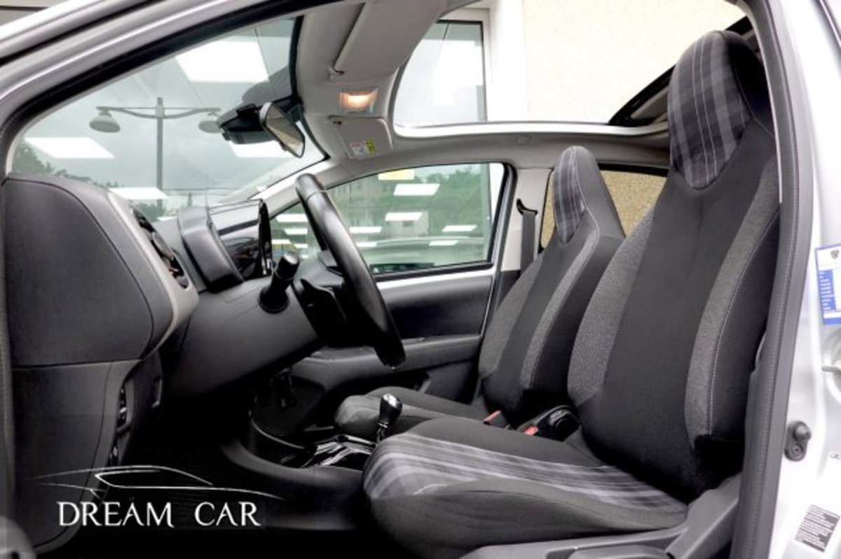 Peugeot 108 72 5 porte Allure (10)