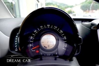 Peugeot 108 72 5 porte Allure (15)