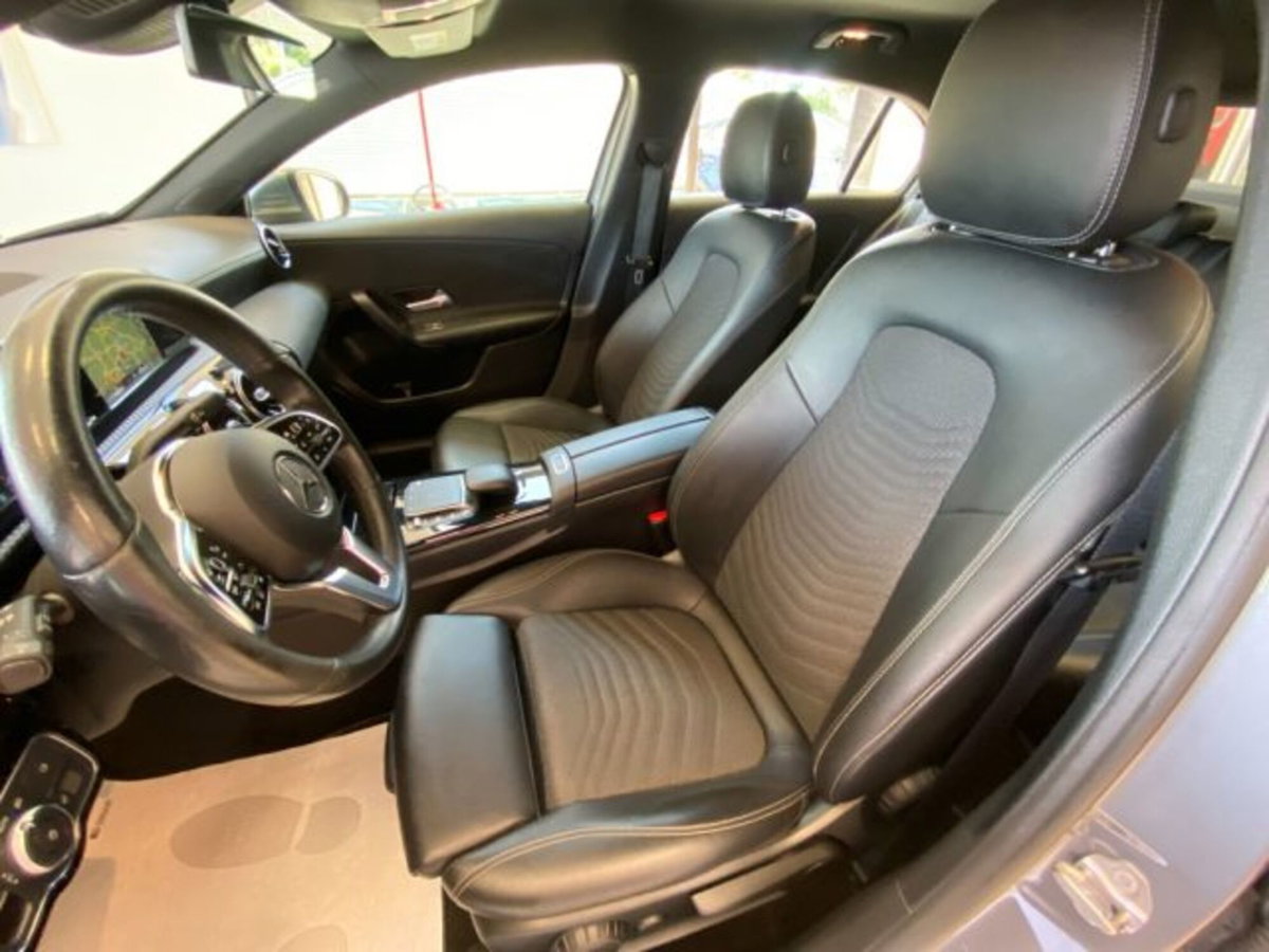 Mercedes-Benz Classe A Sedan 180 d 4p. Sport (10)