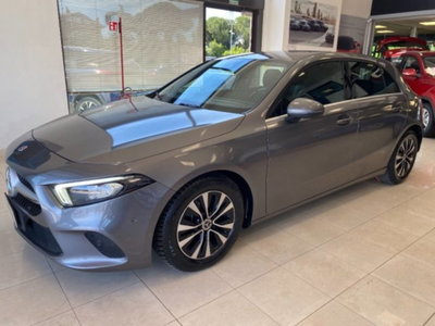 Mercedes-Benz Classe A Sedan 180 d 4p. Sport (2)