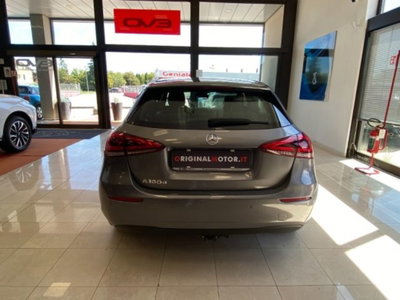 Mercedes-Benz Classe A Sedan 180 d 4p. Sport (5)