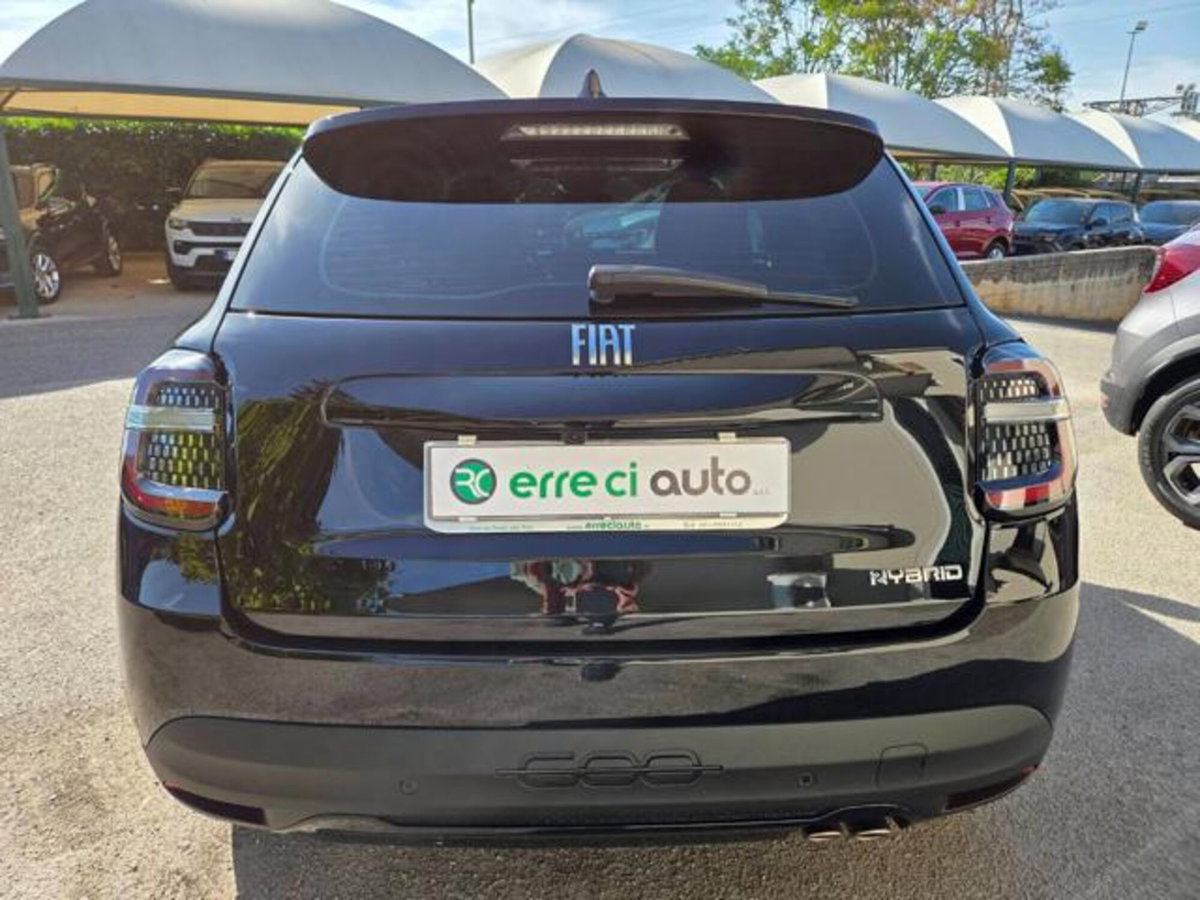 Fiat 600 1.2 hybrid 145cv auto (6)