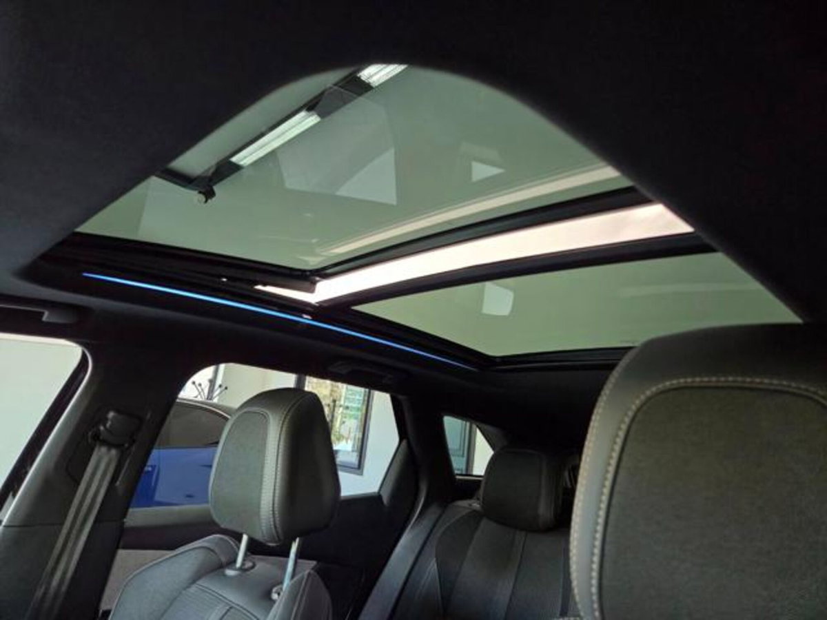Peugeot 3008 BlueHDi 130 S&S EAT8 GT (12)