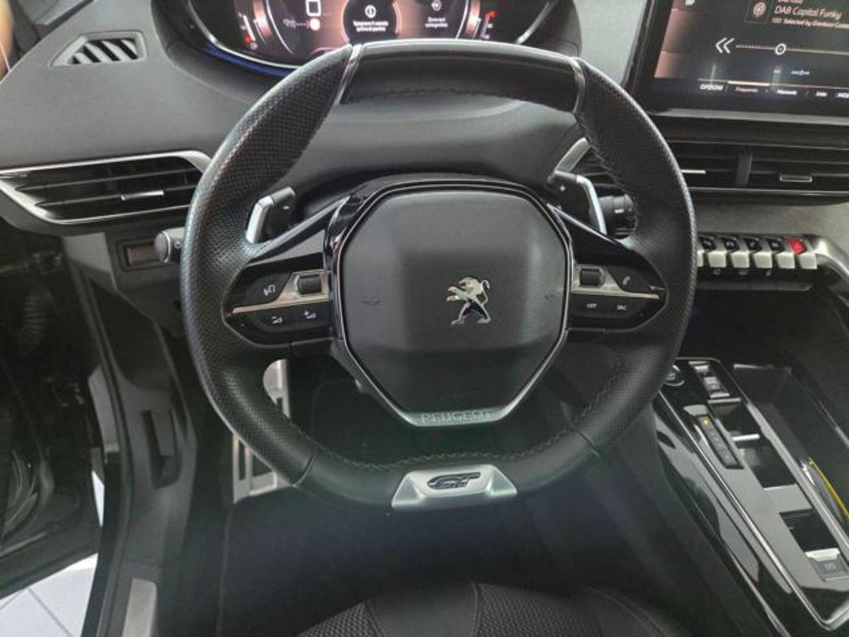 Peugeot 3008 BlueHDi 130 S&S EAT8 GT (7)