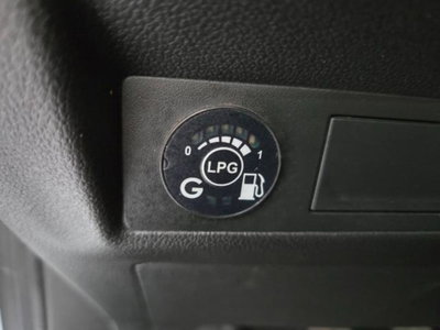 Renault Captur TCe 100 CV GPL Techno (9)