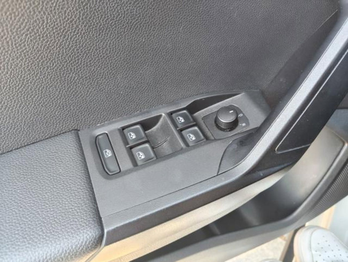 SEAT Arona 1.0 EcoTSI Style (11)