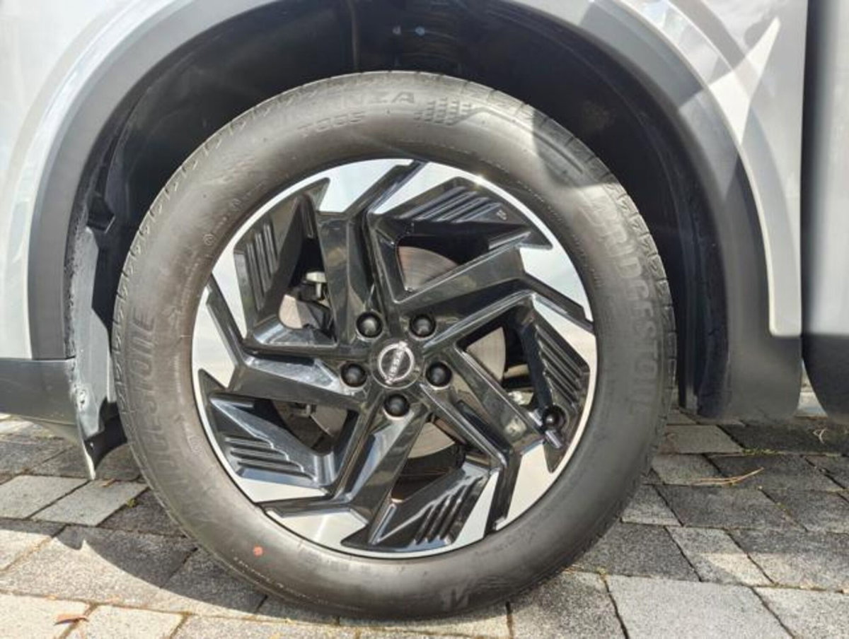 Nissan Qashqai 1.3 mhev N-Connecta 2wd 140cv (15)