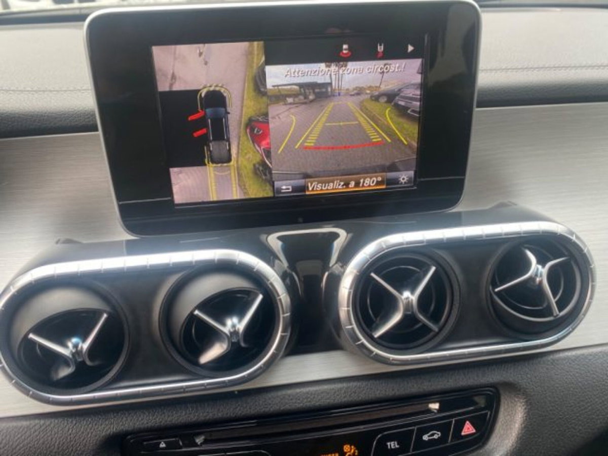 Mercedes-Benz Classe X Pick-up 350 d 4Matic Progressive (12)
