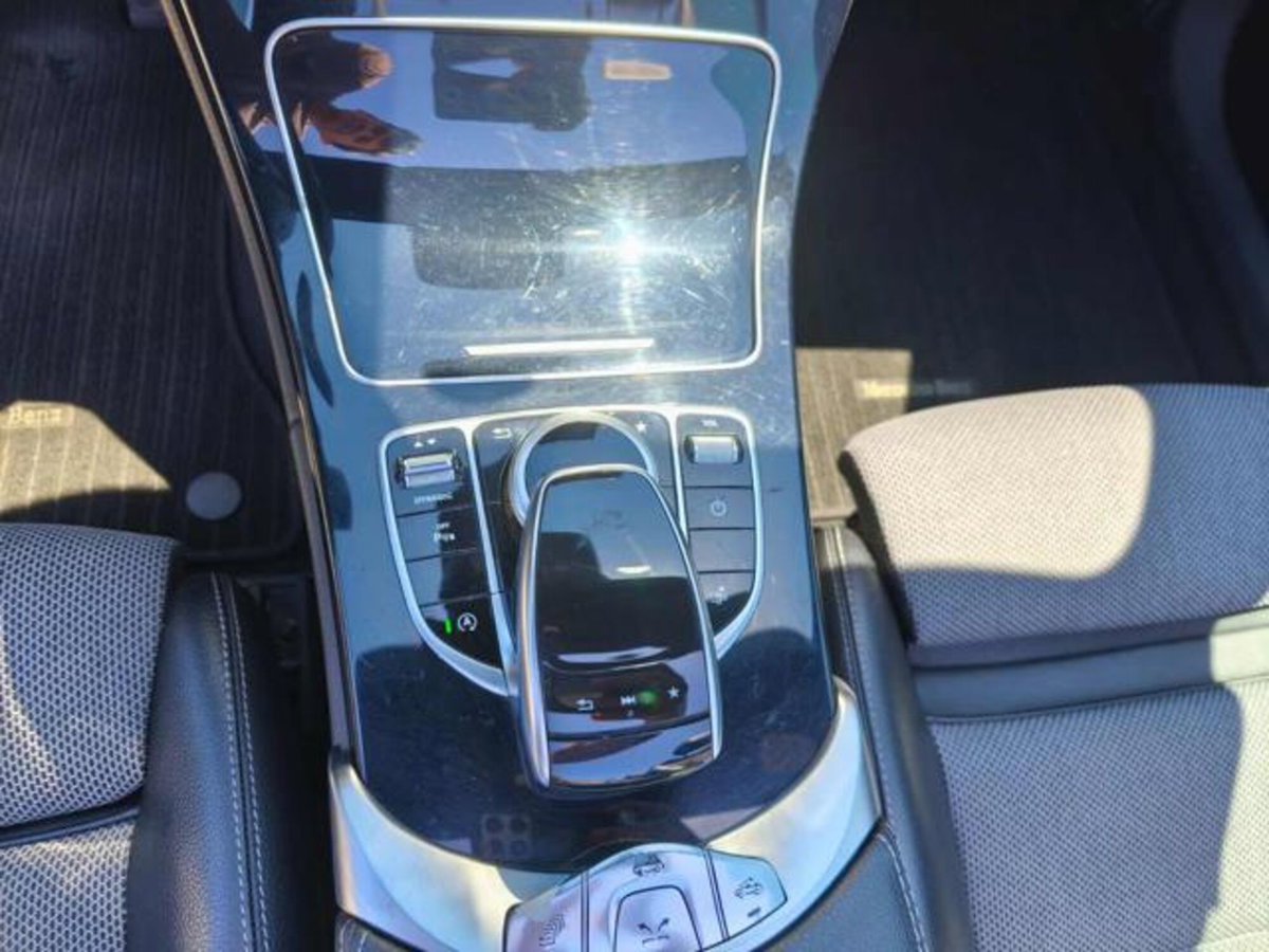 Mercedes-Benz Classe C Cabrio 220 d Cabrio Sport (18)