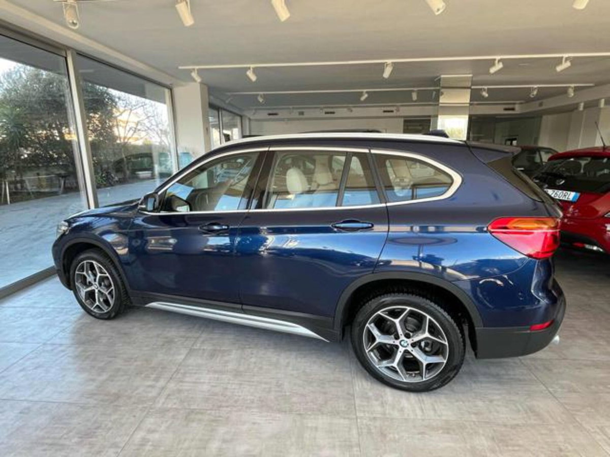 BMW X1 sDrive18d xLine Plus (2)