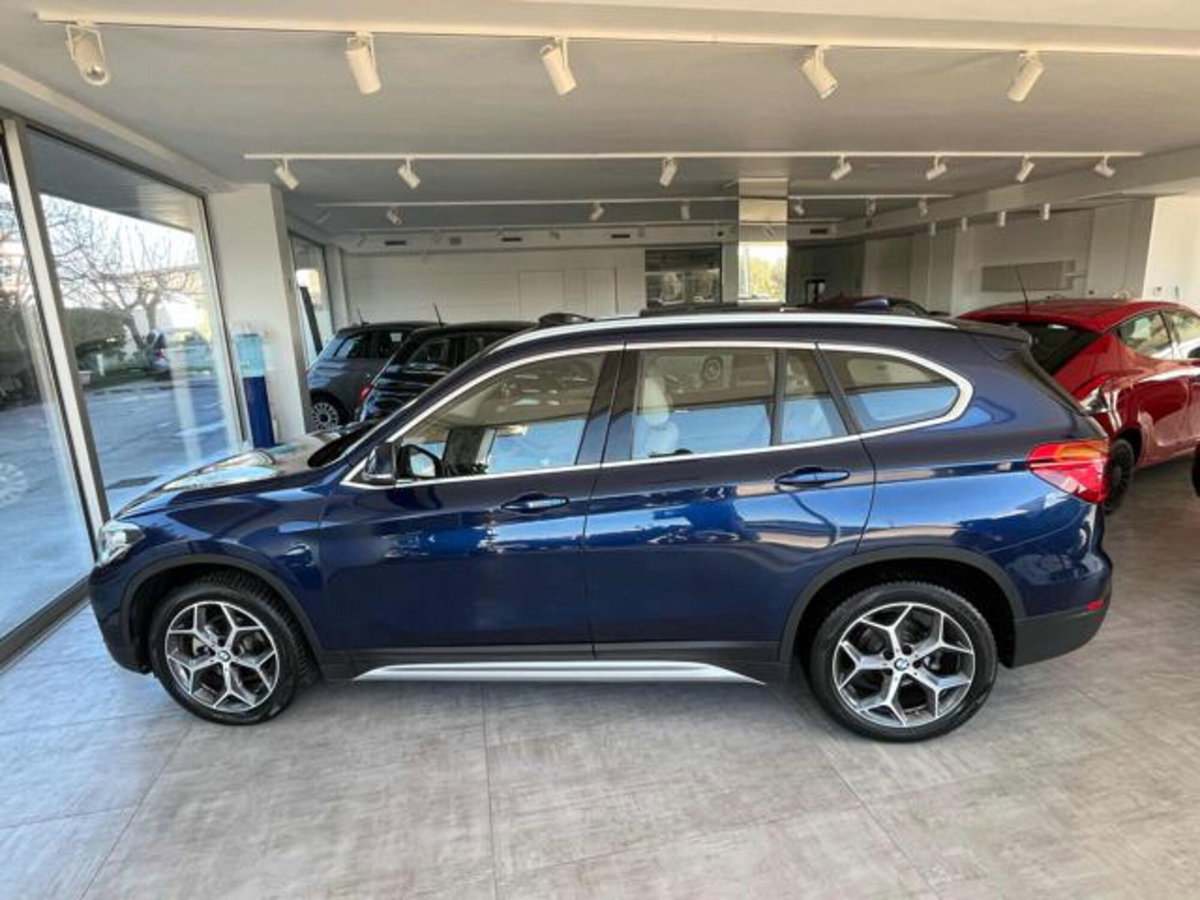 BMW X1 sDrive18d xLine Plus (4)