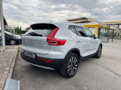 Volvo XC40 T4 Recharge Plug-in Hybrid R-design (5)