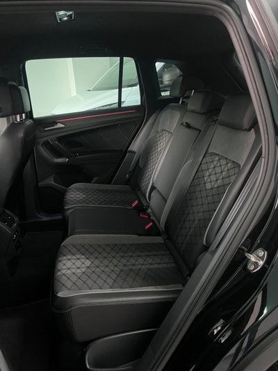 Volkswagen Tiguan 2.0 TDI 150 CV SCR DSG 4MOTION R-Line (8)