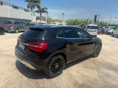 Mercedes-Benz GLA SUV 200 d Automatic Premium (5)