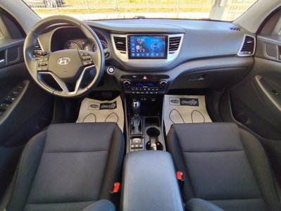Hyundai Tucson 1.7 CRDi DCT XPossible (14)