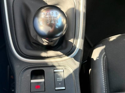 Jeep Avenger 1.2 turbo Summit fwd 100cv (19)