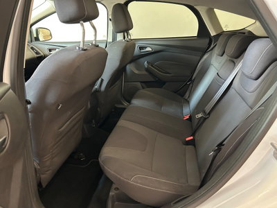 Ford Focus 1.6 TDCi 115 CV Titanium (16)