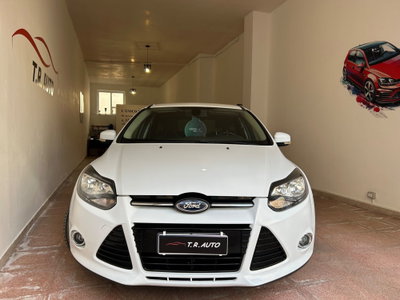 Ford Focus 1.6 TDCi 115 CV Titanium (2)