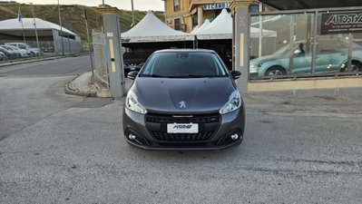 Peugeot 208 120 S&S 5 porte GT Line (2)