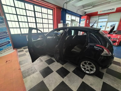 Lancia Ypsilon 0.9 TwinAir 85 CV 5 porte S&S DFN Gold (5)