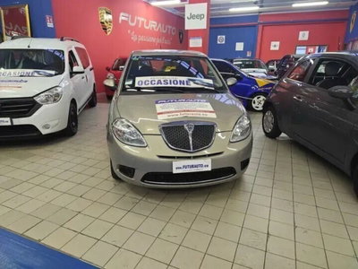 Lancia Ypsilon 1.2 Versus usata
