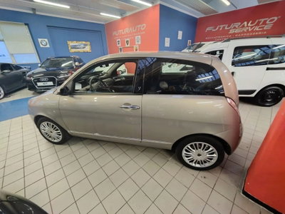 Lancia Ypsilon 1.2 Versus (6)