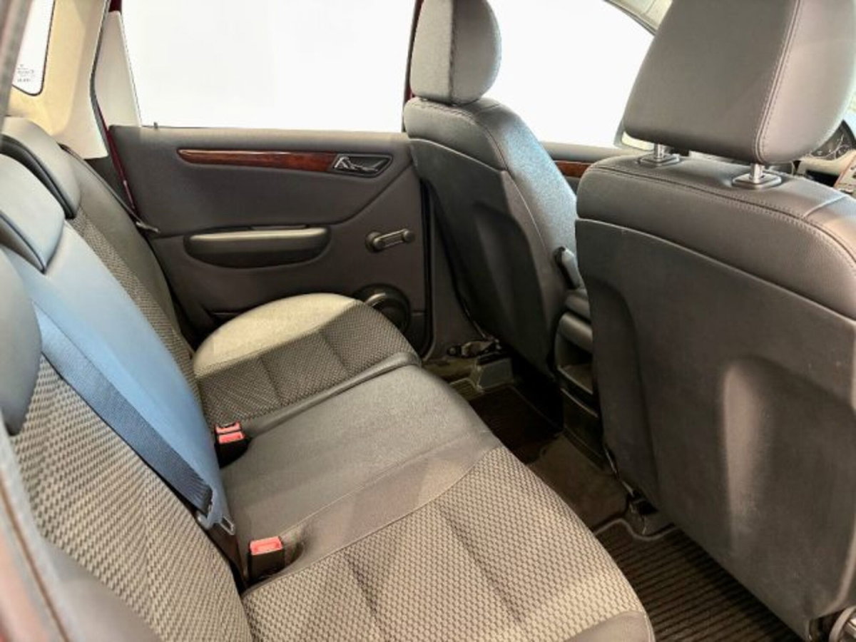 Mercedes-Benz Classe A 160 CDI (13)