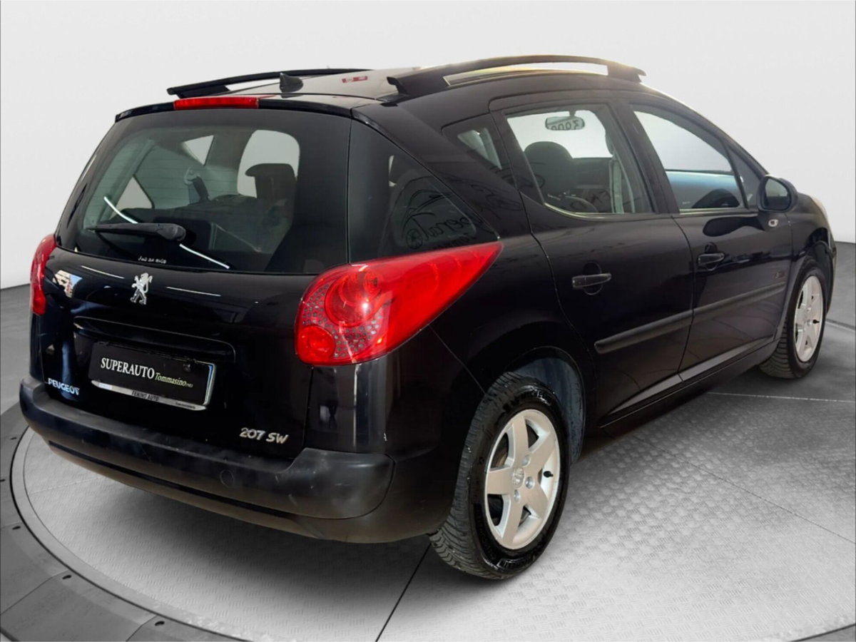 Peugeot 207 SW VTi 95CV XS Ciel (5)
