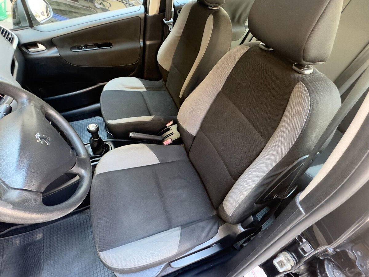 Peugeot 207 SW VTi 95CV XS Ciel (8)