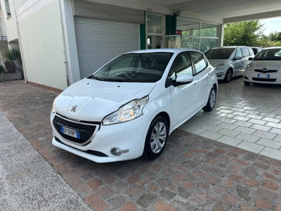 Peugeot 208 VTi 82 CV 5 porte Active usata