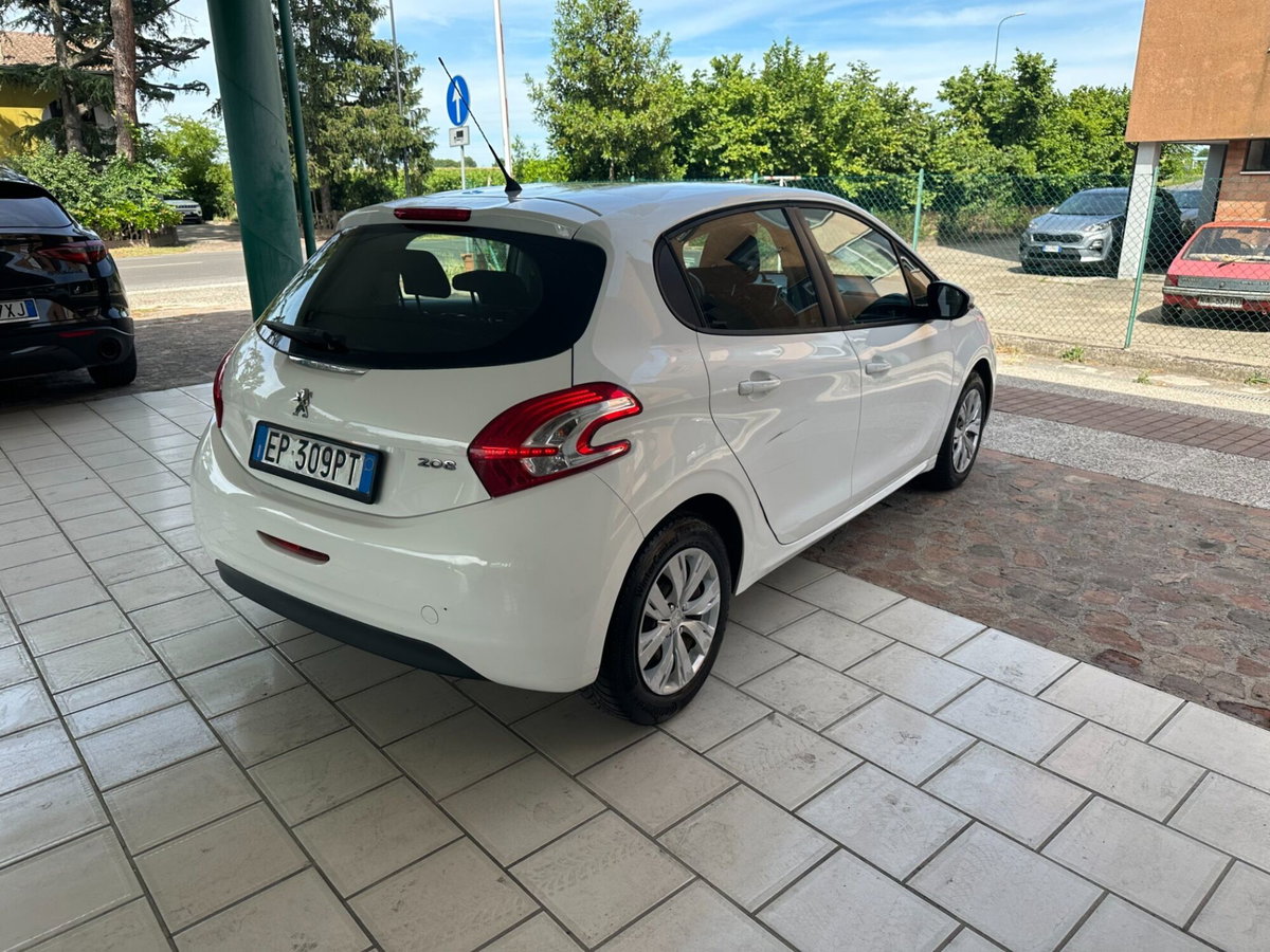 Peugeot 208 VTi 82 CV 5 porte Active (10)